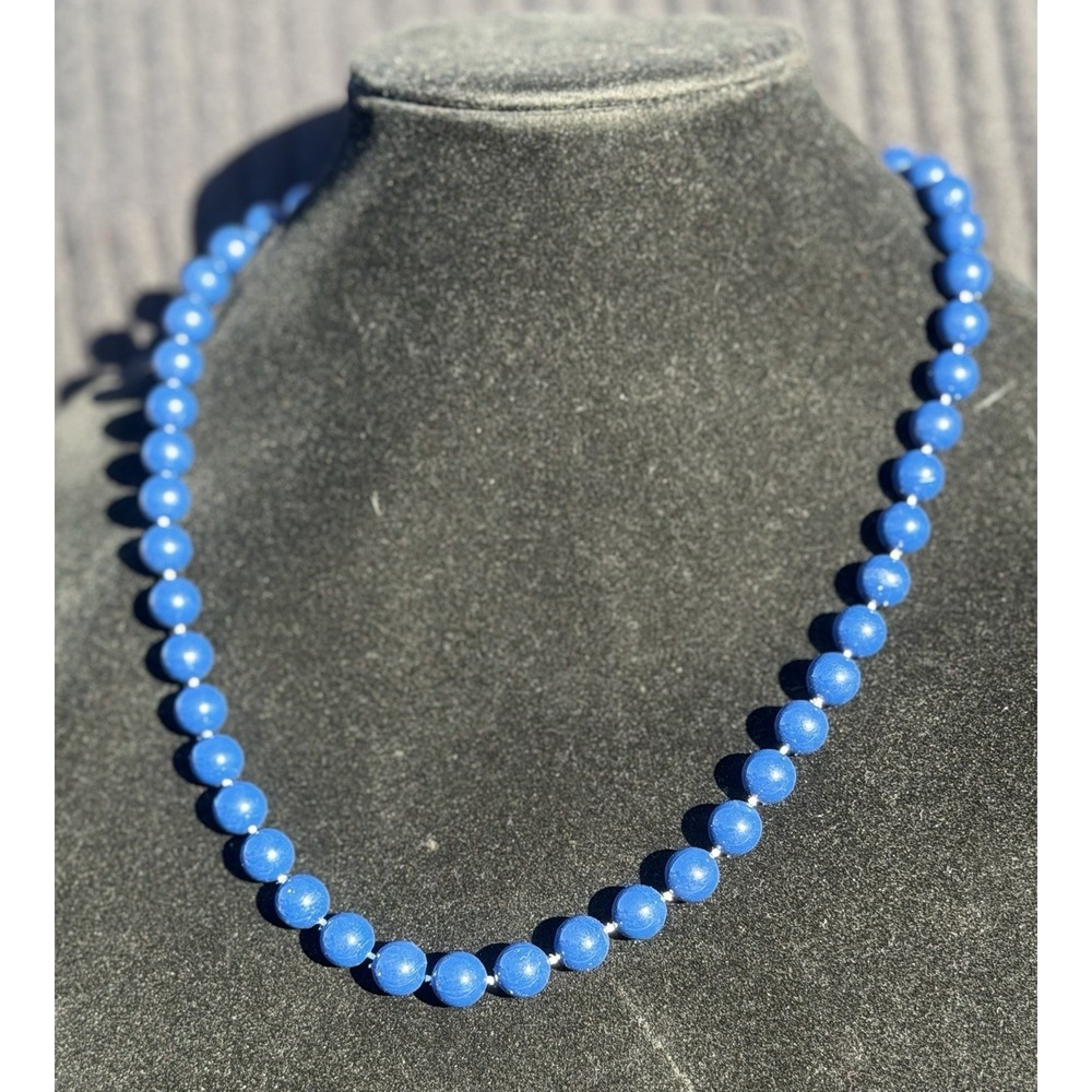 💙 Vintage Blue Beaded Necklace | Classic Round Beads | Timeless Statement 💙